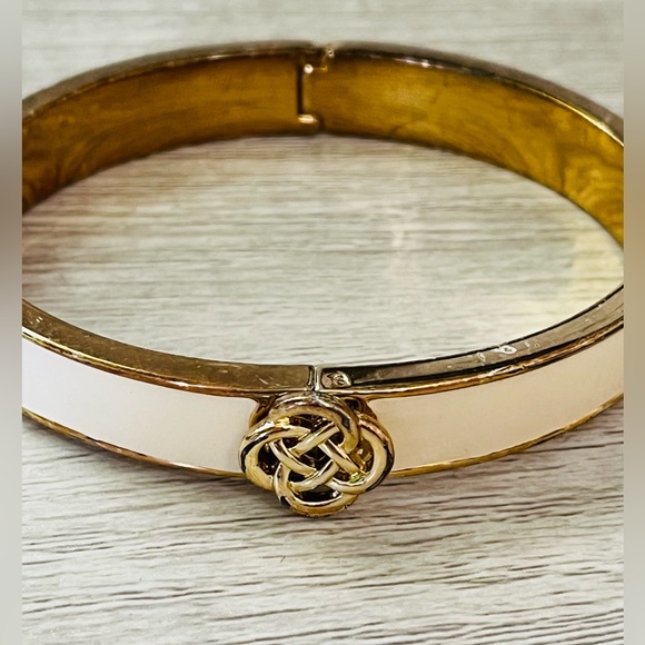 Stella & Dot Jewelry - Stella & Dot Lindsay Ivory Enamel Bangle Bracelet